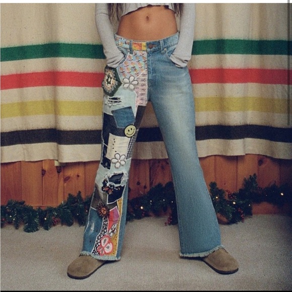 urban outfitters high-waisted flare jean
indigo crafts - Picture 2 of 4